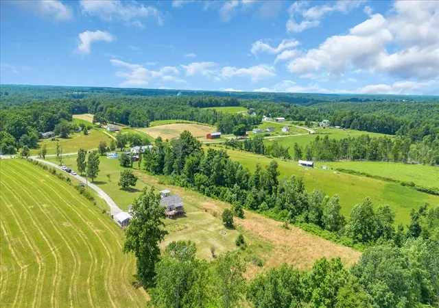 Homes for sale in Red Boiling Springs, TN | 2657 Oak Grove Rd, Red Boiling Springs, TN 37150 | MLS# 3239750