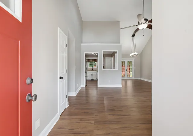 Photo 3 of Single family home for sale at 523 Turner Reynolds Ct, Clarksville, TN 37043 | MLS# 3245695 | Listing updated on 2026-09-21