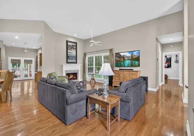 Homes for sale in Hendersonville, TN | 1135 Stirlingshire Dr, Hendersonville, TN 37075 | MLS# 3239806