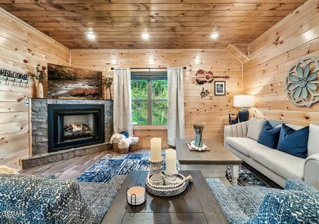 4th image of 576 Dollywood Lane #UNIT 9, Pigeon Forge, TN 37863 | MLS# 3299575