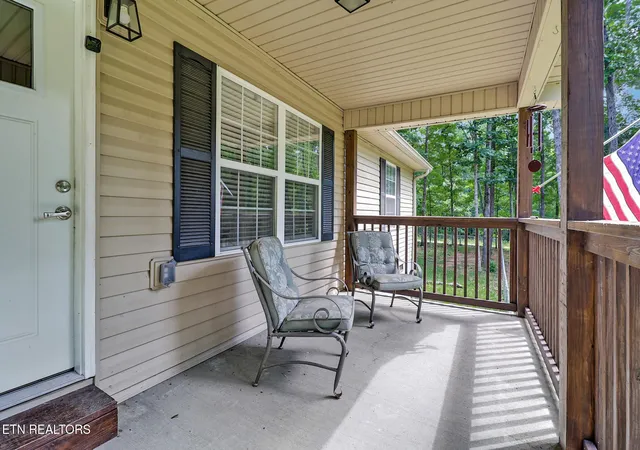 Photo 4 of Single family home for sale at 122 Jay Loop, Jamestown, TN 38556 | MLS# 3239835 | Listing updated on 2026-07-13