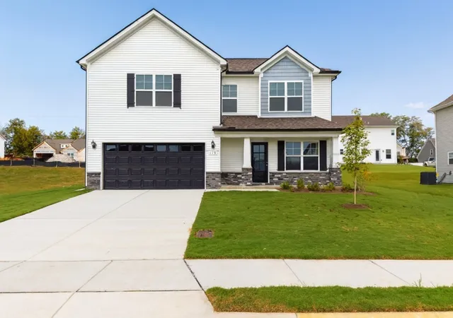 Photo 1 of Single family home for sale at 231 Republic St, Shelbyville, TN 37160 | MLS# 3239948 | Listing updated on 2026-06-12