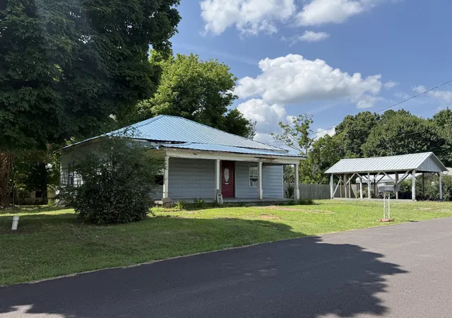 Homes for sale in Englewood, TN | 16 Saint Francis St, Englewood, TN 37329 | MLS# 3260076