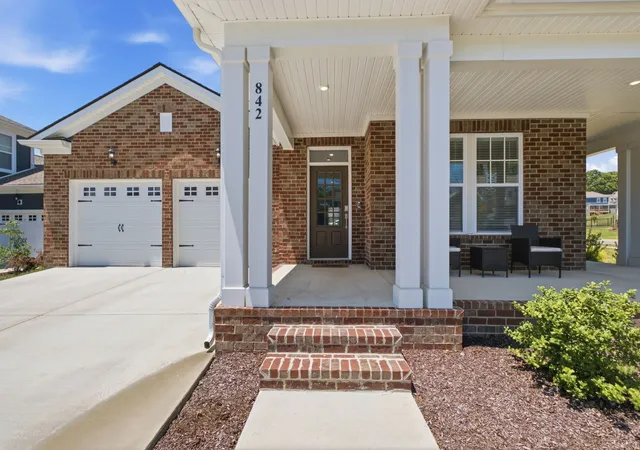 Homes for sale in Hendersonville, TN | 842 Nightingale Ave, Hendersonville, TN 37075 | MLS# 3242134