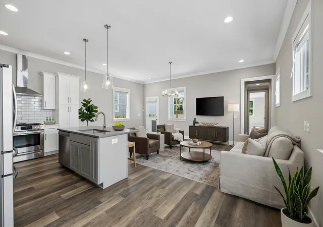 2nd image of 557a Stevenson St, Nashville, TN 37209 | MLS# 3302169