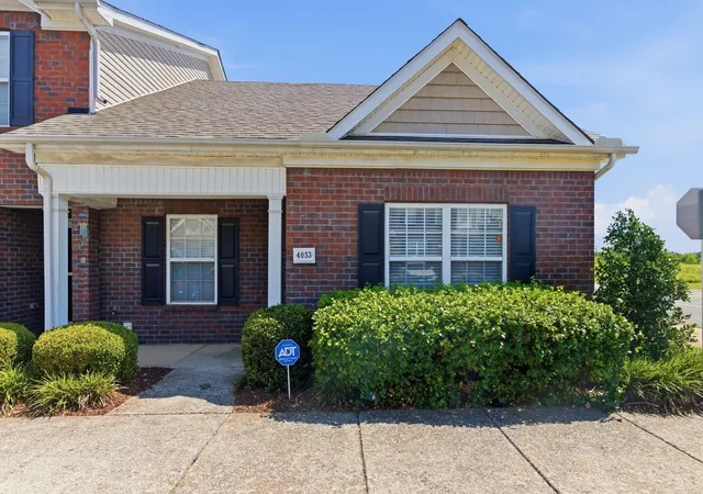 Homes for sale in La Vergne, TN | 4053 George Buchanan Dr, La Vergne, TN 37086 | MLS# 3242131