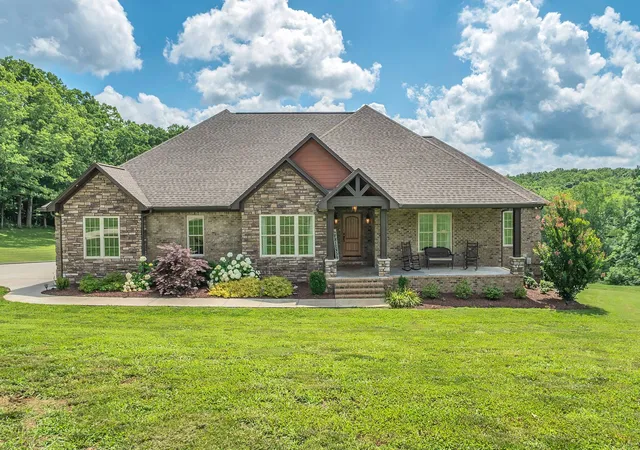 Homes for sale in Leoma, TN | 172 Tad Cir, Leoma, TN 38468 | MLS# 3242226