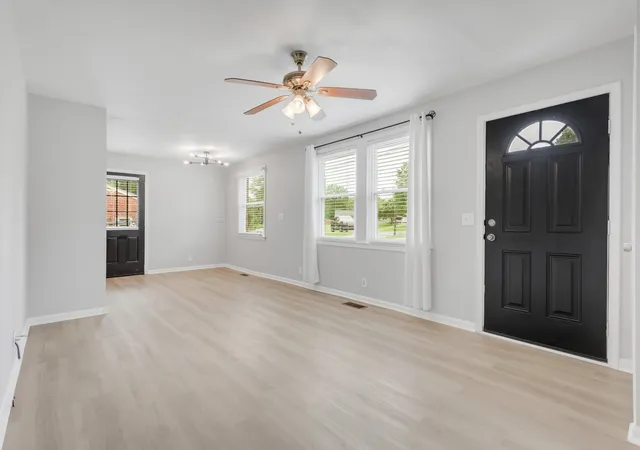 Photo 3 of Single family home for sale at 304 Lallemand Ct, Nashville, TN 37211 | MLS# 3246722 | Listing updated on 2026-08-19