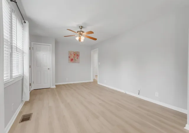 Photo 4 of Single family home for sale at 304 Lallemand Ct, Nashville, TN 37211 | MLS# 3246722 | Listing updated on 2026-08-19