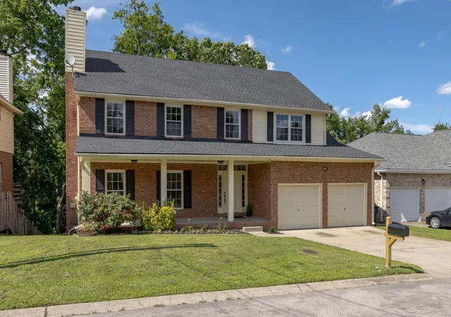 Homes for sale in Antioch, TN | 4972 Alexis Dr, Antioch, TN 37013 | MLS# 3247922