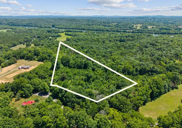 Homes for sale in Castalian Springs, TN | 0 Belotes Bend Rd, Castalian Springs, TN 37031 | MLS# 3246734