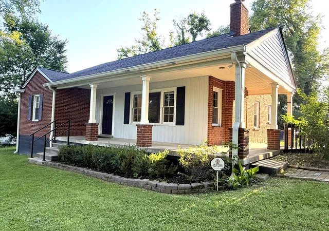 Homes for sale in Columbia, TN | 505 W 15Th St, Columbia, TN 38401 | MLS# 3242192