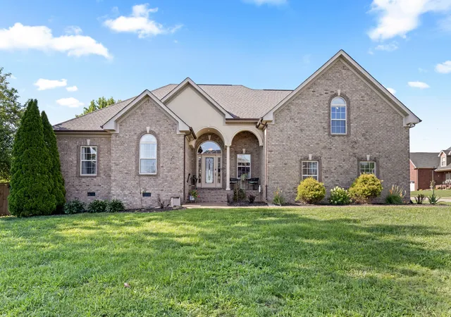 Homes for sale in White House, TN | 101 Ashfield Ct, White House, TN 37188 | MLS# 3247886