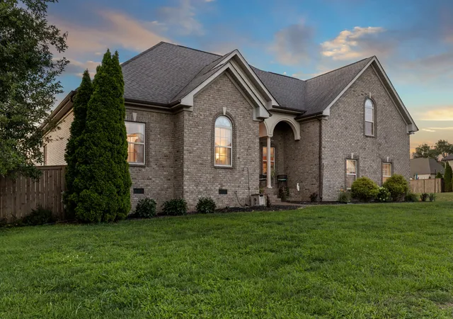 Homes for sale in White House, TN | 101 Ashfield Ct, White House, TN 37188 | MLS# 3247886