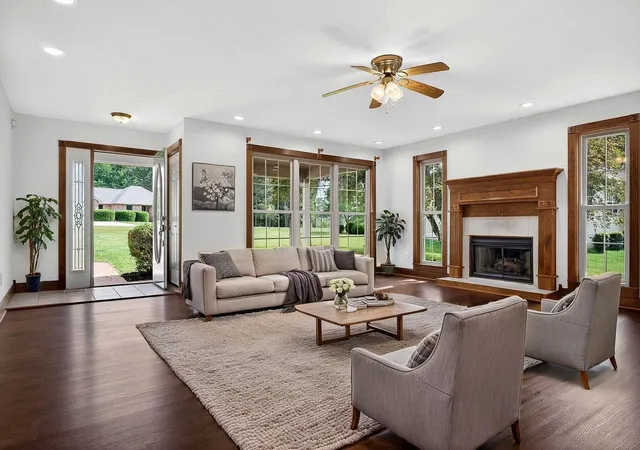 Photo 3 of Single family home for sale at 5010 Cheyenne Dr, Crossville, TN 38572 | MLS# 3242070 | Listing updated on 2026-09-24