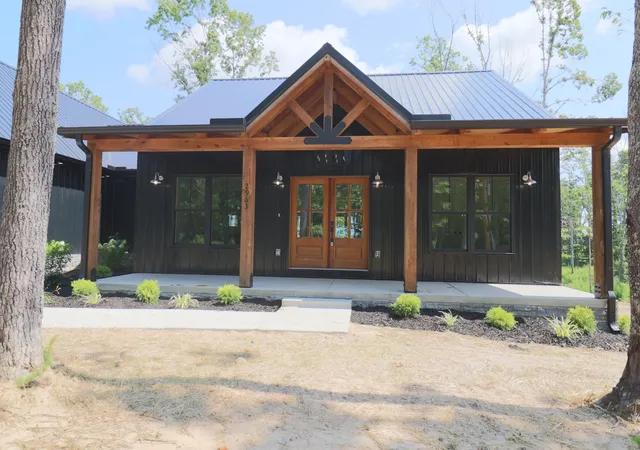 Homes for sale in Summertown, TN | 2963 Summertown Hwy, Summertown, TN 38483 | MLS# 3256066