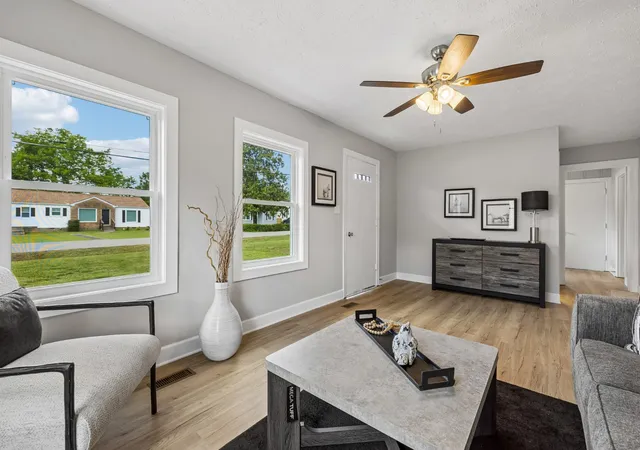 Homes for sale in Lebanon, TN | 112 Eastland Ave, Lebanon, TN 37087 | MLS# 3242240