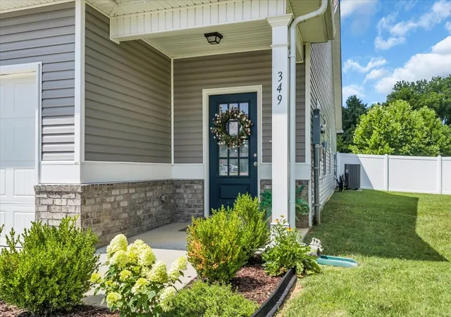 Homes for sale in Columbia, TN | 349 Geneva Ln, Columbia, TN 38401 | MLS# 3242574