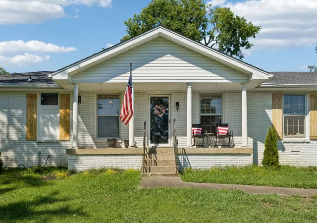 Photo 3 of Single family home for sale at 301 Northside Dr, Madison, TN 37115 | MLS# 3242650 | Listing updated on 2026-07-29