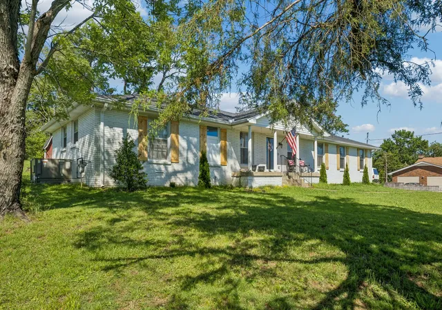 Photo 4 of Single family home for sale at 301 Northside Dr, Madison, TN 37115 | MLS# 3242650 | Listing updated on 2026-07-29