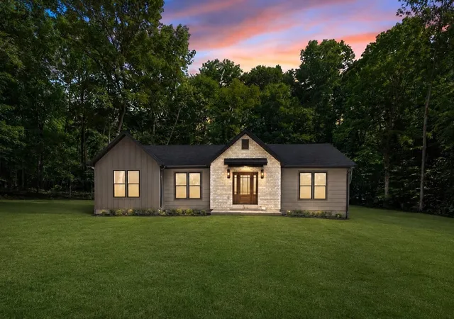 5th image of 899 Little Leatherwood Rd, Vanleer, TN 37181 | MLS# 3244559