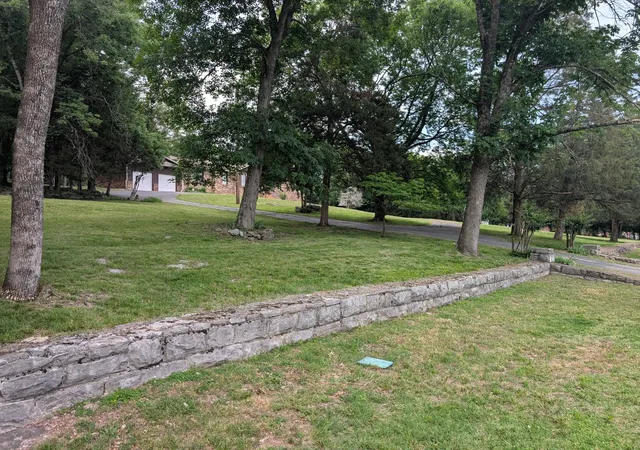 2nd image of 152 Snug Harbor Dr, Hendersonville, TN 37075 | MLS# 3242311