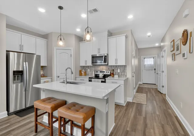 Photo 3 of Townhouse for sale at 4524 Skywood Ln, Nashville, TN 37207 | MLS# 3242392 | Listing updated on 2026-09-15
