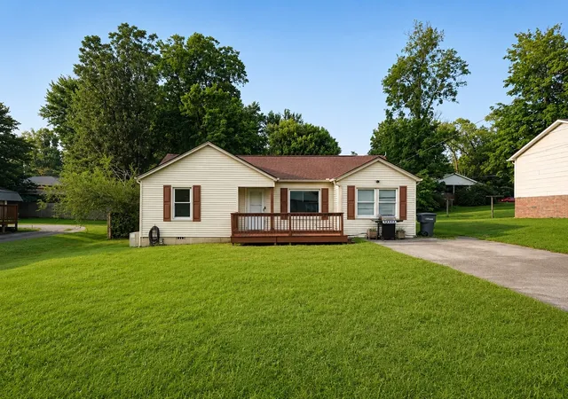 1st image of 24 E Stevens St, Cookeville, TN 38501 | MLS# 3242454