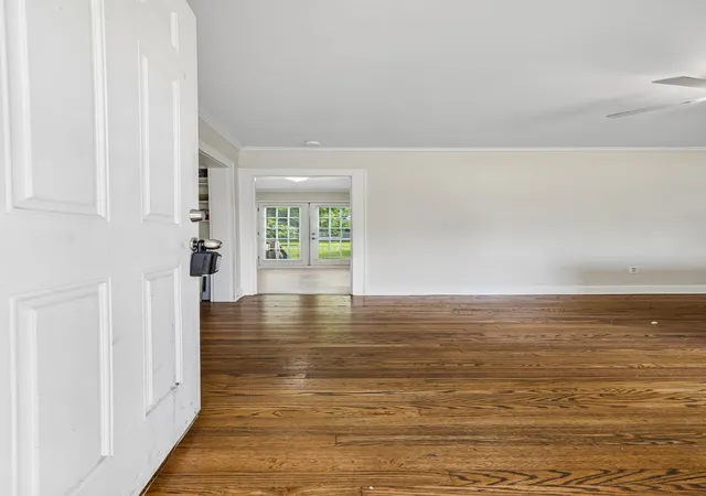 3rd image of 24 E Stevens St, Cookeville, TN 38501 | MLS# 3242454