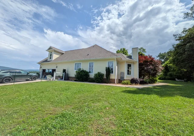Homes for sale in Whitwell, TN | 221 Jason Patrick Dr, Whitwell, TN 37397 | MLS# 3245785