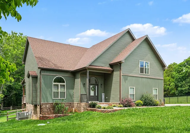 1st image of 1415 Southside Rd, Southside, TN 37171 | MLS# 3242566