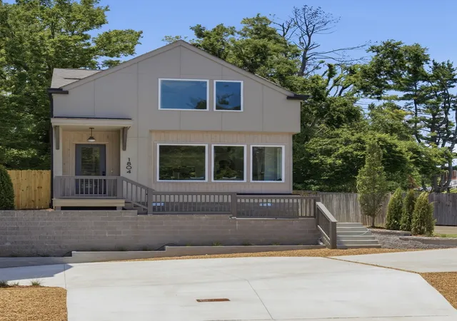 Photo 3 of Single family home for sale at 1804 Hayden Dr, Nashville, TN 37216 | MLS# 3242523 | Listing updated on 2026-06-23