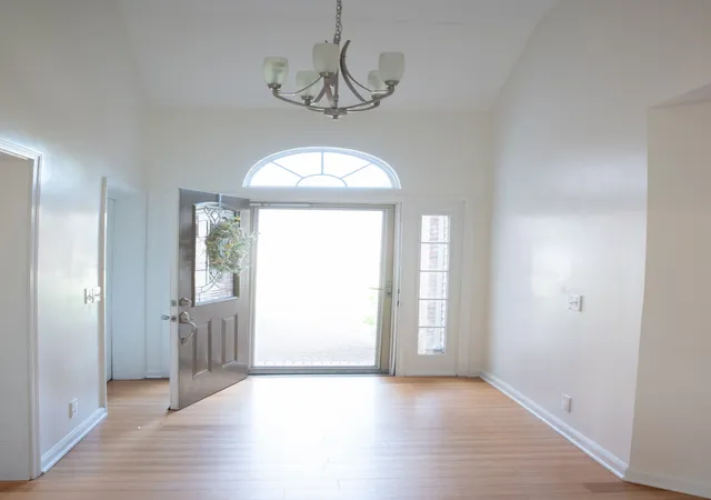 Photo 4 of Sale Pending at 8300 Trading Post Ct, Nashville, TN 37221 | MLS# 3242569 | Listing updated on 2026-08-26