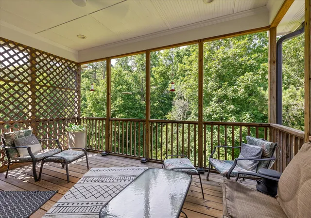Photo 4 of Single family home for sale at 301 Sentry Oaks, Chickamauga, GA 30707 | MLS# 3338534 | Listing updated on 2026-08-17