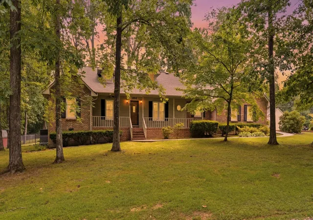 Homes for sale in Manchester, TN | 134 Starlight Trl, Manchester, TN 37355 | MLS# 3260359