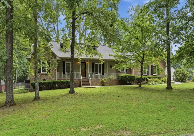 Homes for sale in Manchester, TN | 134 Starlight Trl, Manchester, TN 37355 | MLS# 3260359