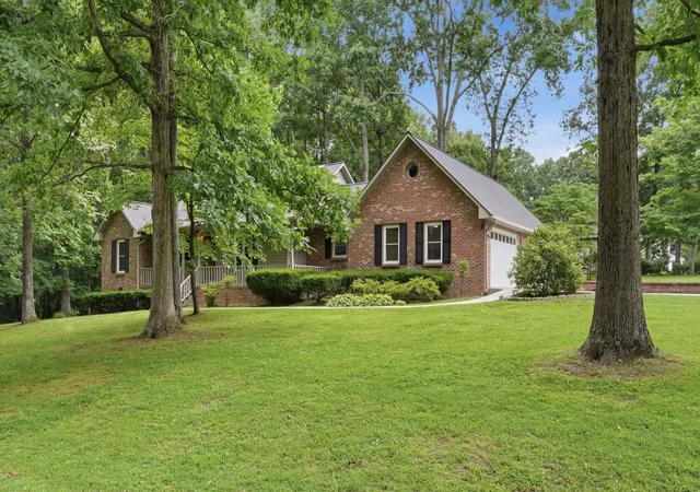 Homes for sale in Manchester, TN | 134 Starlight Trl, Manchester, TN 37355 | MLS# 3260359