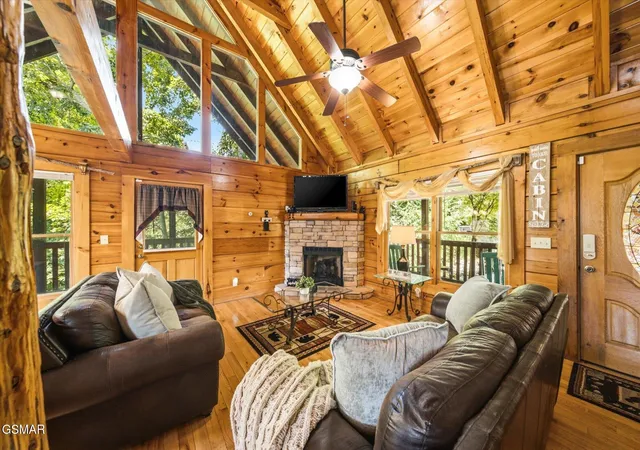 3rd image of 2606 Tree Top Way, Pigeon Forge, TN 37863 | MLS# 3298263