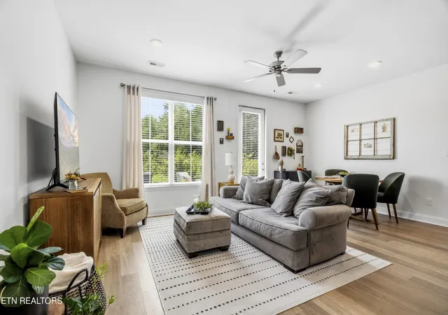 Photo 3 of Single family home for sale at 392 Judson Way, Lenoir City, TN 37771 | MLS# 3501446 | Listing updated on 2026-10-05