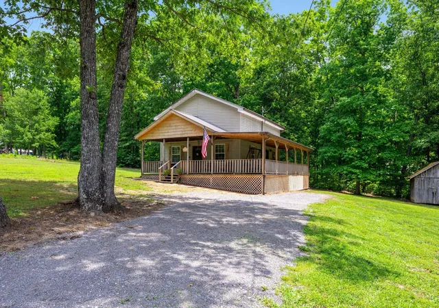 Homes for sale in Dunlap, TN | 163 Thompson Road, Dunlap, TN 37327 | MLS# 3242732