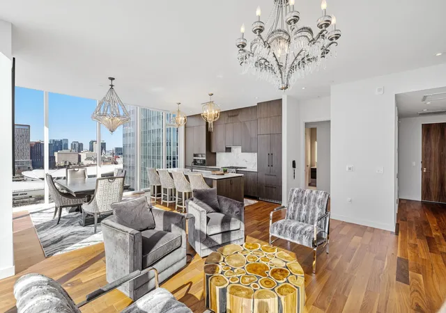 Listing Photo 3 - Condo for sale in Four Seasons Hotel and Residences located at 160 2Nd Ave S, Nashville, TN 37201 - Unit #1602