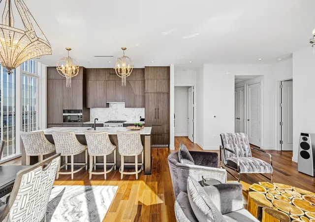 Listing Photo 4 - Condo for sale in Four Seasons Hotel and Residences located at 160 2Nd Ave S, Nashville, TN 37201 - Unit #1602