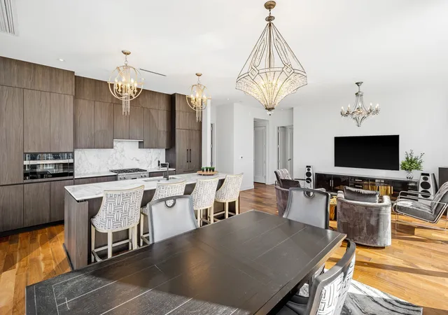 Listing Photo 5 - Condo for sale in Four Seasons Hotel and Residences located at 160 2Nd Ave S, Nashville, TN 37201 - Unit #1602