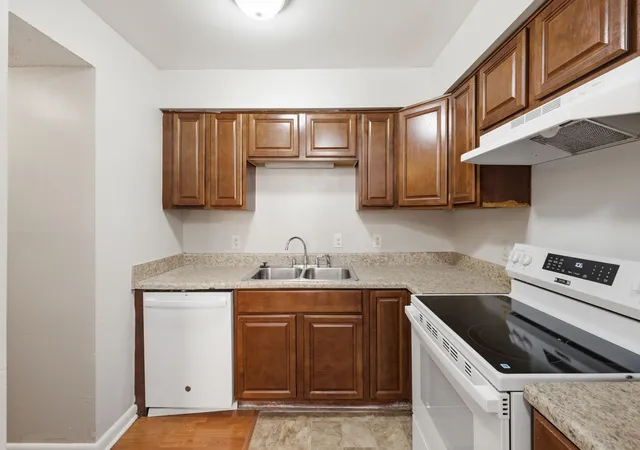 Photo 1 of Condo for sale at 323 Forest Park Rd #7-5, Madison, TN 37115 | MLS# 3244834 | Listing updated on 2026-09-16