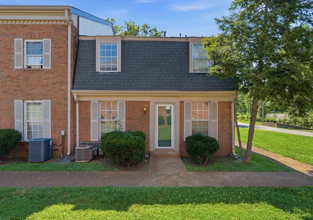 Photo 2 of Condo for sale at 323 Forest Park Rd #7-5, Madison, TN 37115 | MLS# 3244834 | Listing updated on 2026-09-16