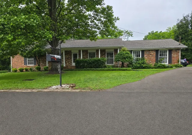 Photo 1 of Single family home for sale at 3824 Lake Aire Ct, Nashville, TN 37217 | MLS# 3260662 | Listing updated on 2026-08-20