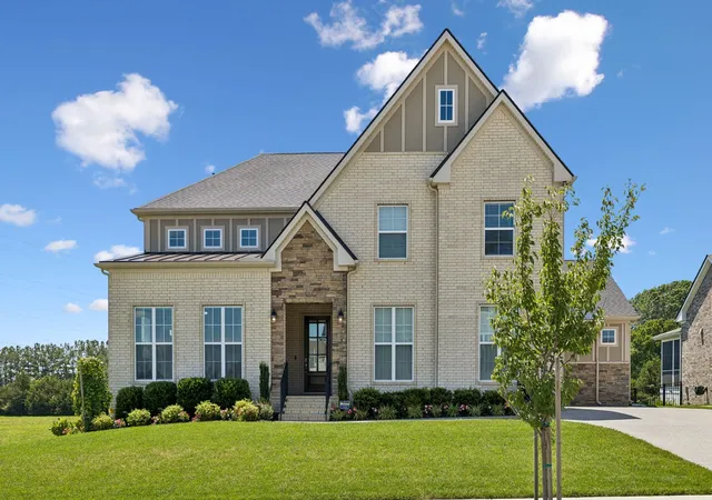 Photo 2 of Single family home for sale at 5011 High Park Hl Dr, Arrington, TN 37014 | MLS# 3246313 | Listing updated on 2026-09-24