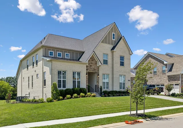 Homes for sale in Arlington, TN | 5011 High Park Hill Dr, Arlington, TN 37014 | MLS# 3246313