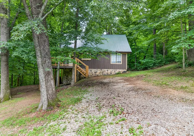 Homes for sale in Red Boiling Springs, TN | 57 Steve Rich Rd, Red Boiling Springs, TN 37150 | MLS# 3242763