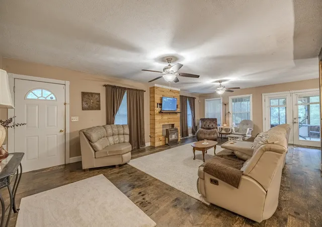 Homes for sale in Michie, TN | 1640 Lick Creek Rd, Michie, TN 38357 | MLS# 3242820
